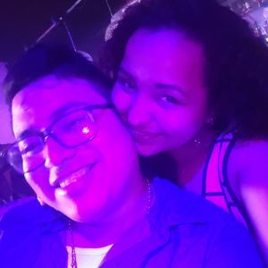 Meet your Posher, Iris